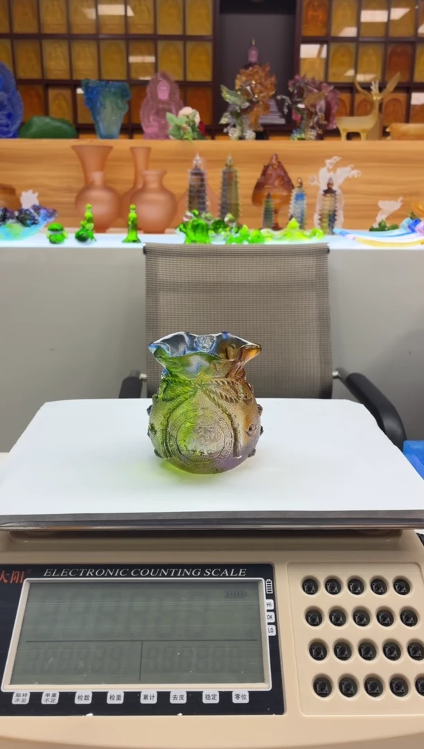 手工艺品琉璃彩色钱袋笔筒9*8公分