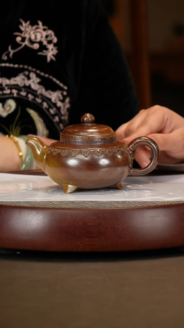 【闪购商品】紫砂茶壶【杨建英】红金砂云肩如意  320CC