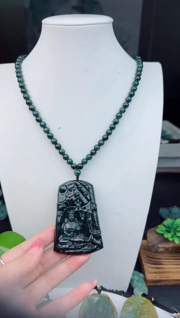 【闪购商品】翡翠颈饰未镶嵌11111111