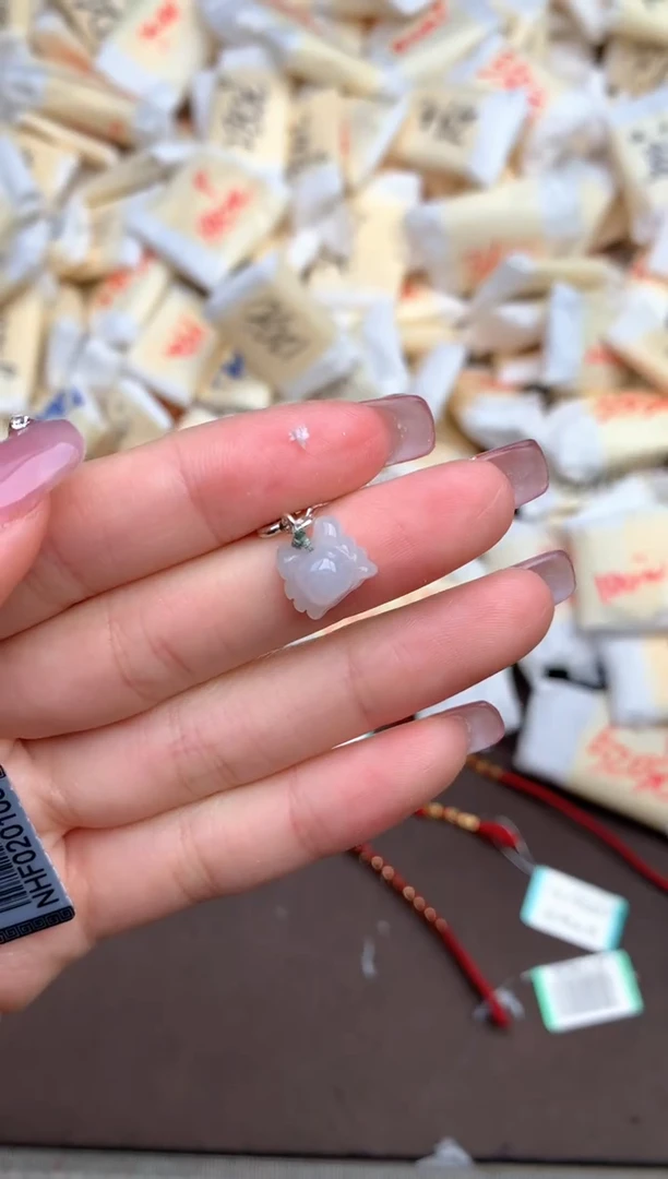 【闪购商品】翡翠挂件银S925镶嵌 — 16
