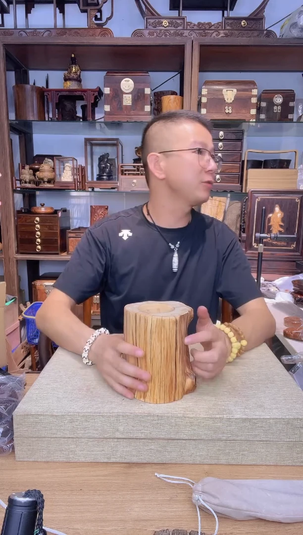 乌木类书架117崖柏整木随形大号笔筒