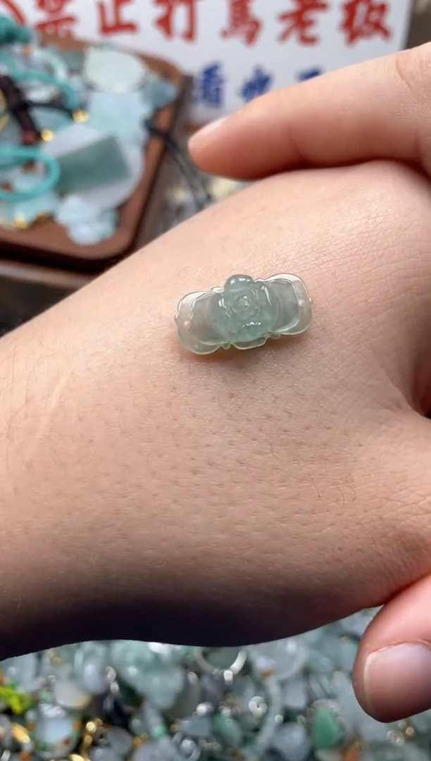 【闪购商品】翡翠颈饰未镶嵌哥哥