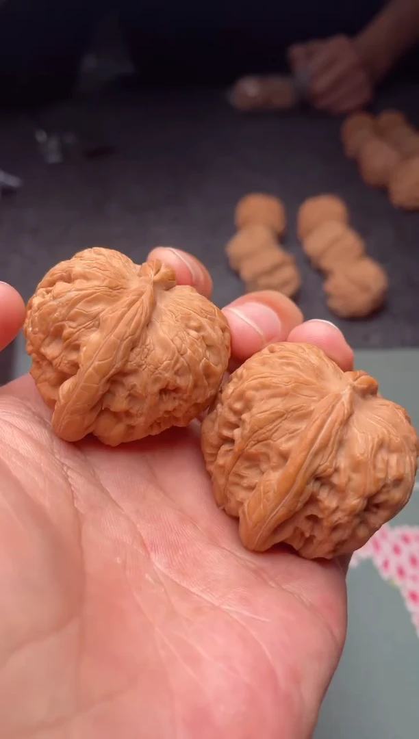 把件文玩核桃a94  元宝  40尺 小水尖