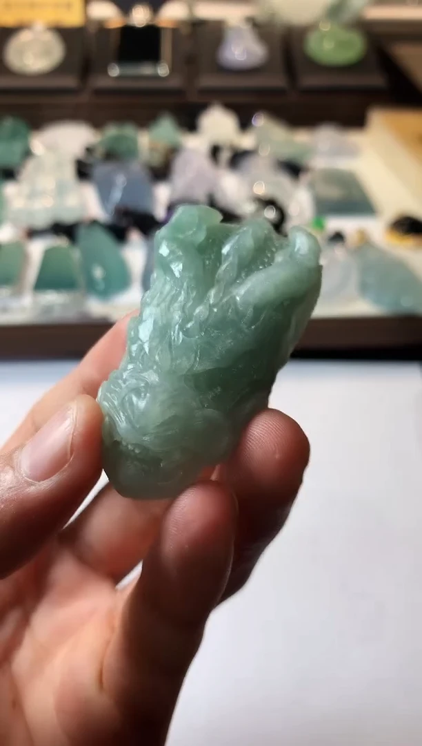 未镶嵌定制翡翠刘**沅4091毛货不退不换