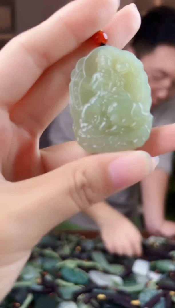 未镶嵌和田玉挂件拍一发一，多样性发货