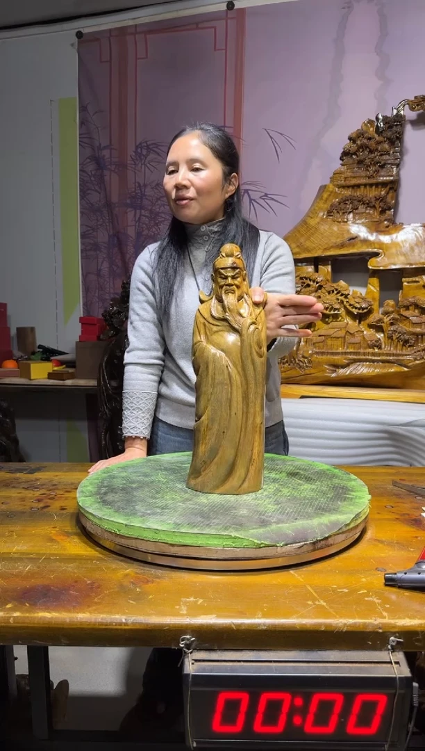 金丝楠老**鸦金丝楠木雕刻摆件