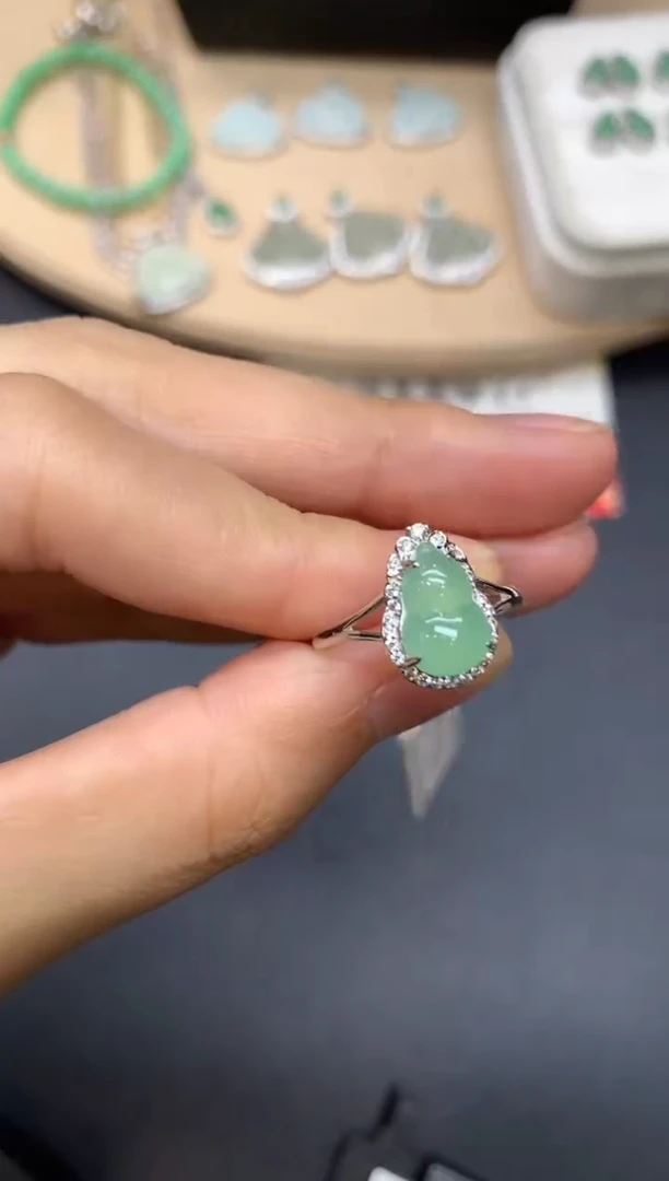翡翠戒指银S925镶嵌葫芦【多样性发其一】