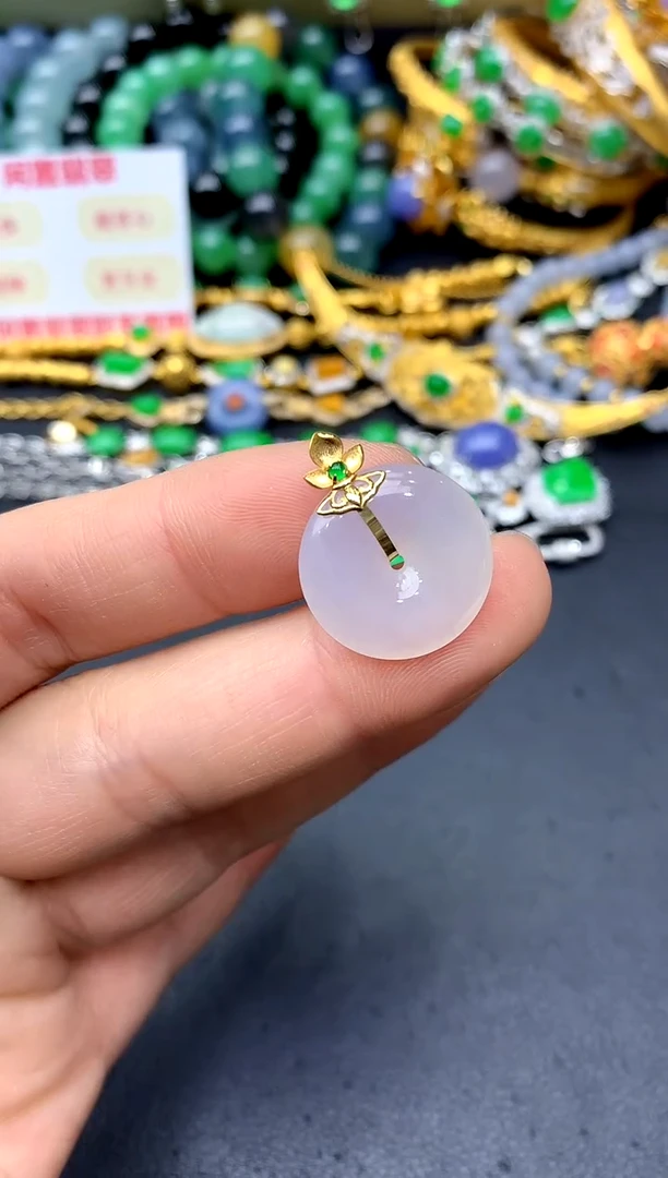 颈饰18K金镶嵌翡翠124-中国好珍宝