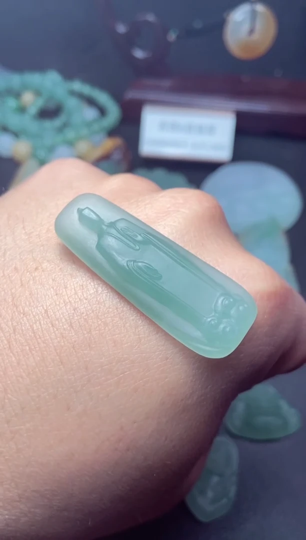 未镶嵌定制翡翠a货翡翠