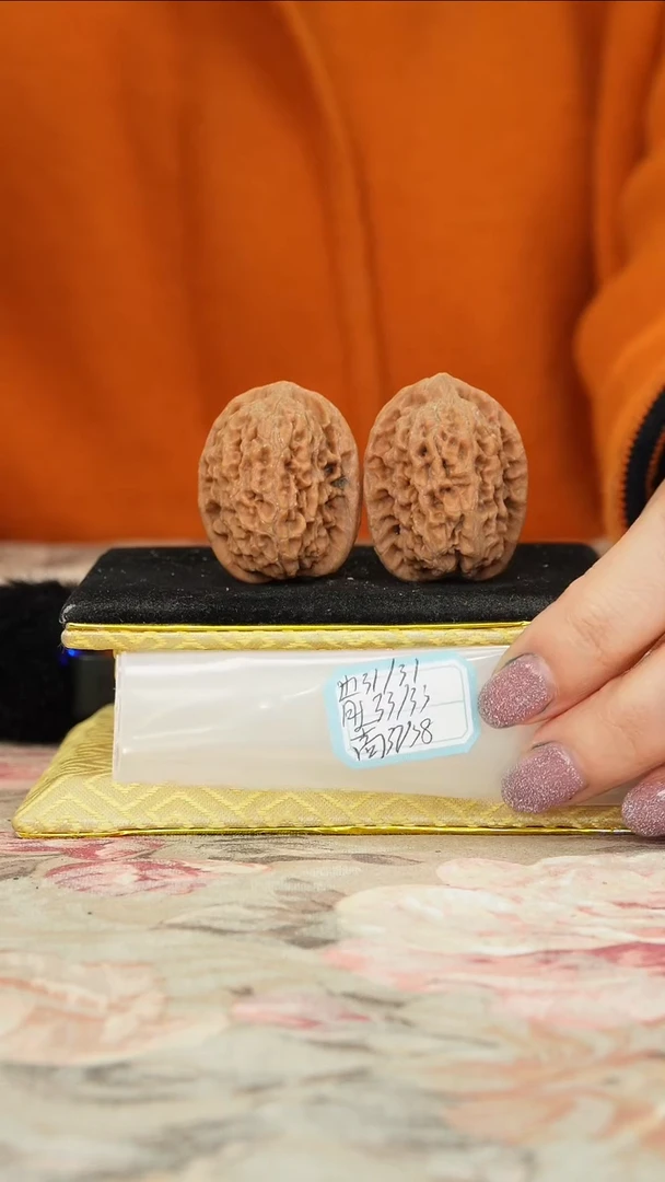 【闪购商品】文玩核桃把件非嫁接将军榜