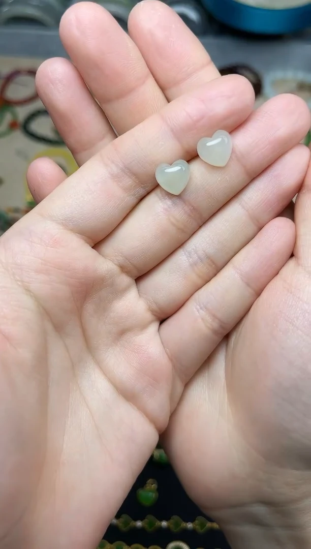 和田玉银S925镶嵌耳饰爱心 06