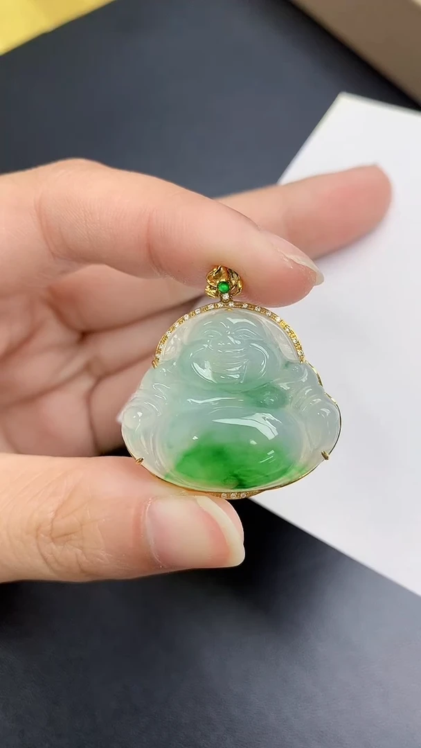 颈饰18K金镶嵌翡翠天然缅甸A货百元以上9元证书费自理