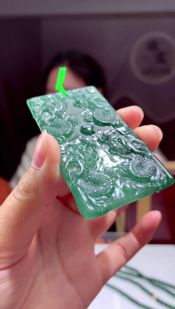 【闪购商品】定制翡翠未镶嵌天然A货翡翠（拍一发一）