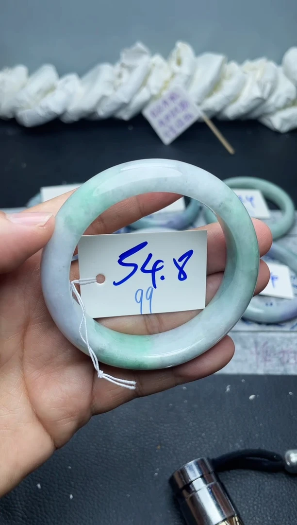 未镶嵌手镯翡翠99
