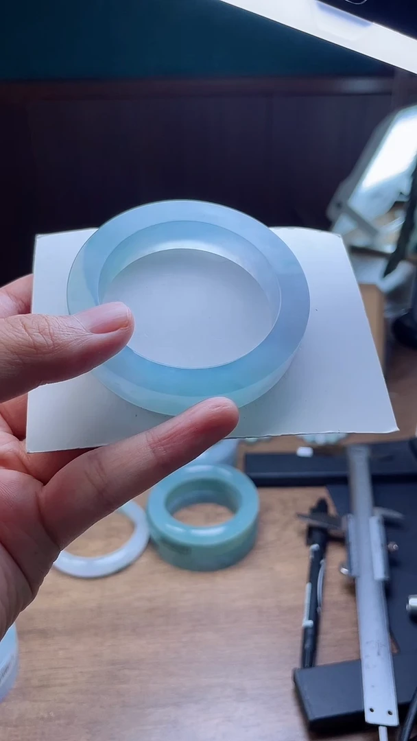 定制翡翠手镯未镶嵌定制