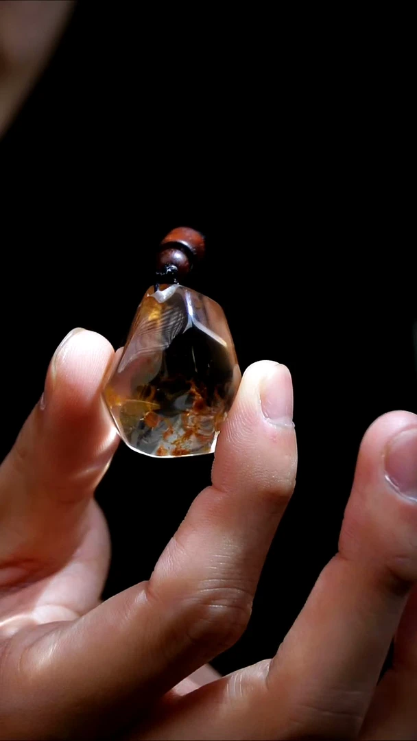 吊坠(赠链)未镶嵌水晶水晶