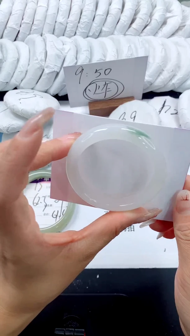 未镶嵌手镯石英质玉14-50