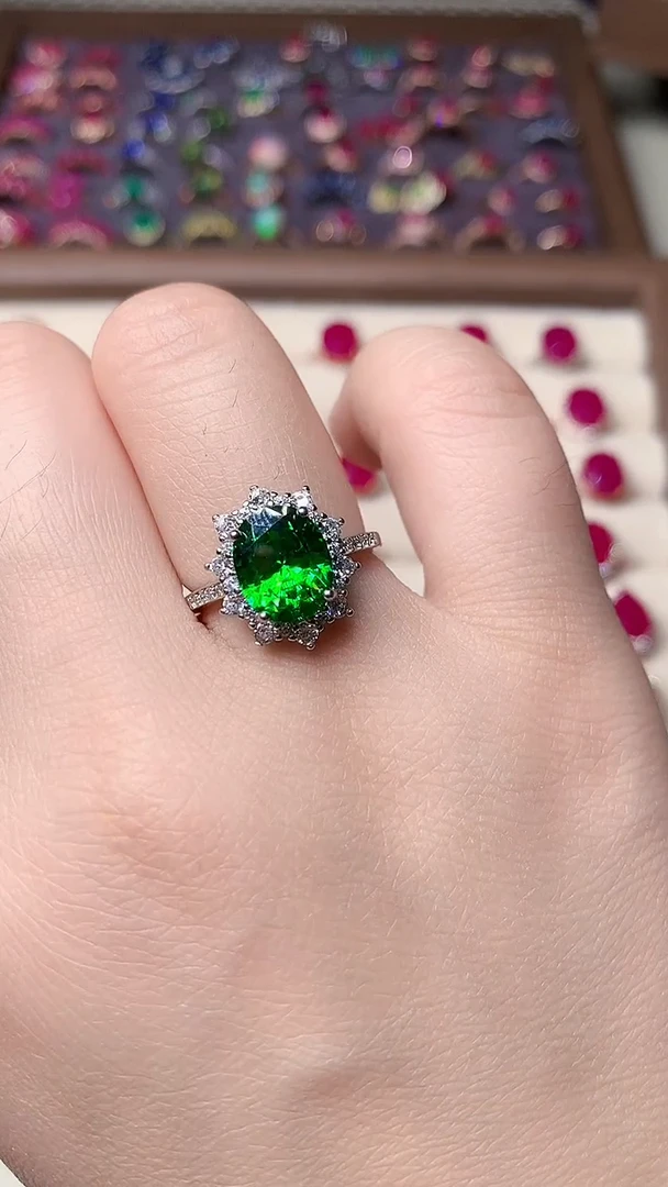 【闪购商品】石榴石（沙弗莱）戒指银S925镶嵌....