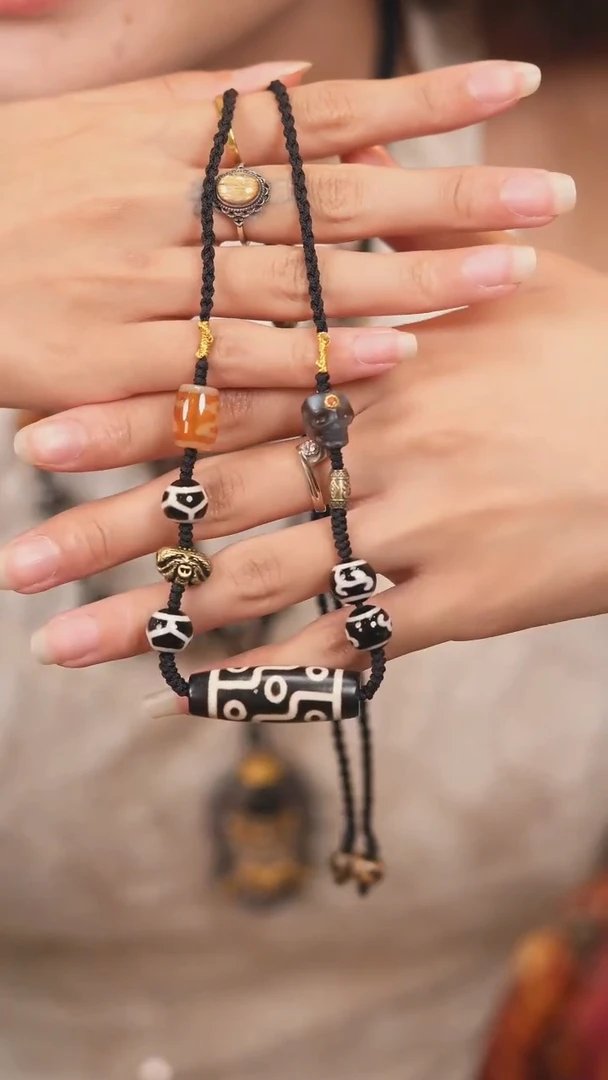 玛瑙/玉髓颈饰未镶嵌传世珠宝123