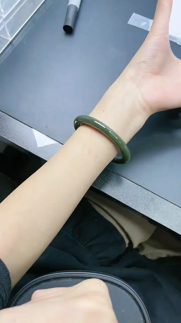 和田玉手镯未镶嵌6-54.8