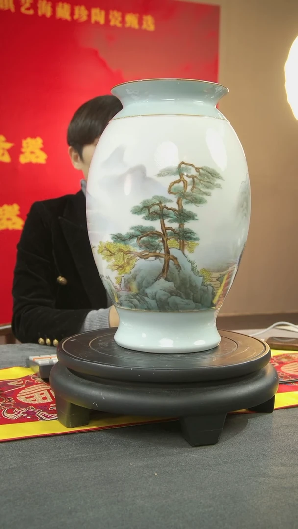 【闪购商品】摆件景德镇陶瓷王怀治瓶