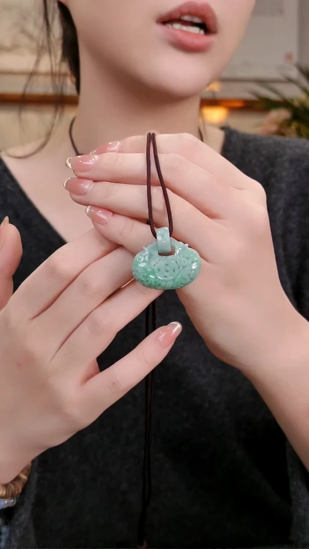 颈饰未镶嵌翡翠国风