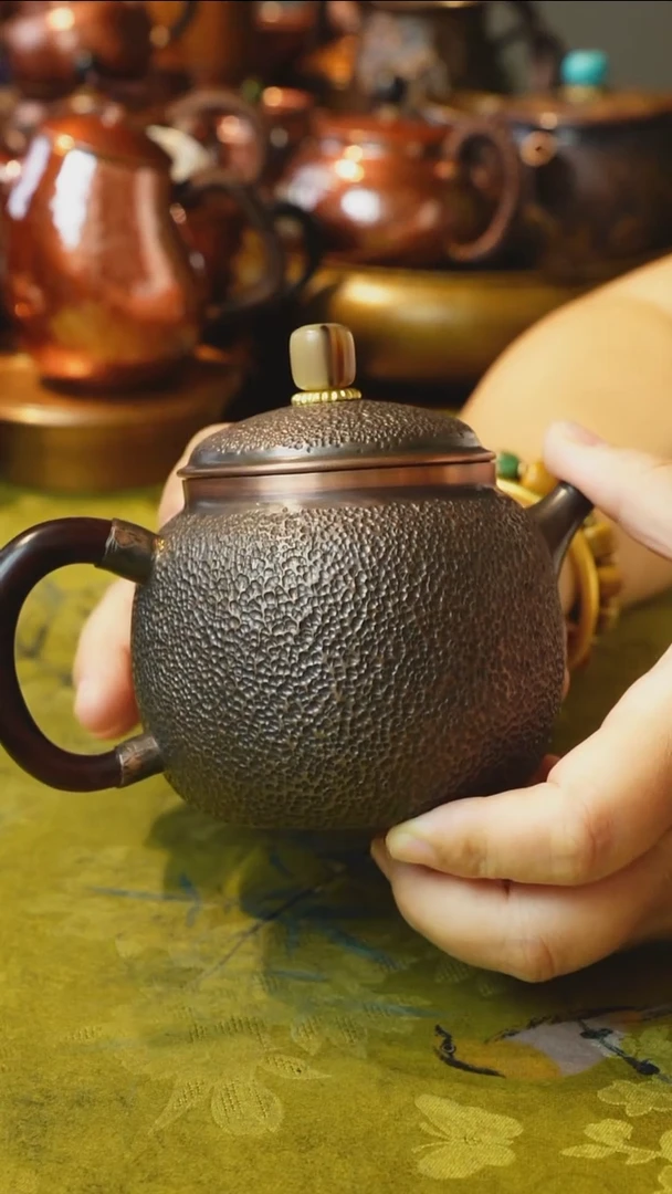 檀木柄紫铜泡茶壶