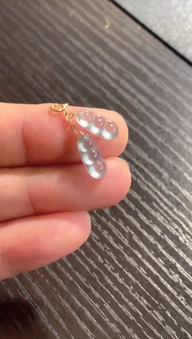 颈饰18K金镶嵌翡翠