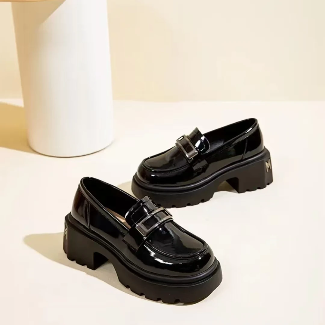 3123  新款学院时尚风百搭休闲厚底增高乐福鞋