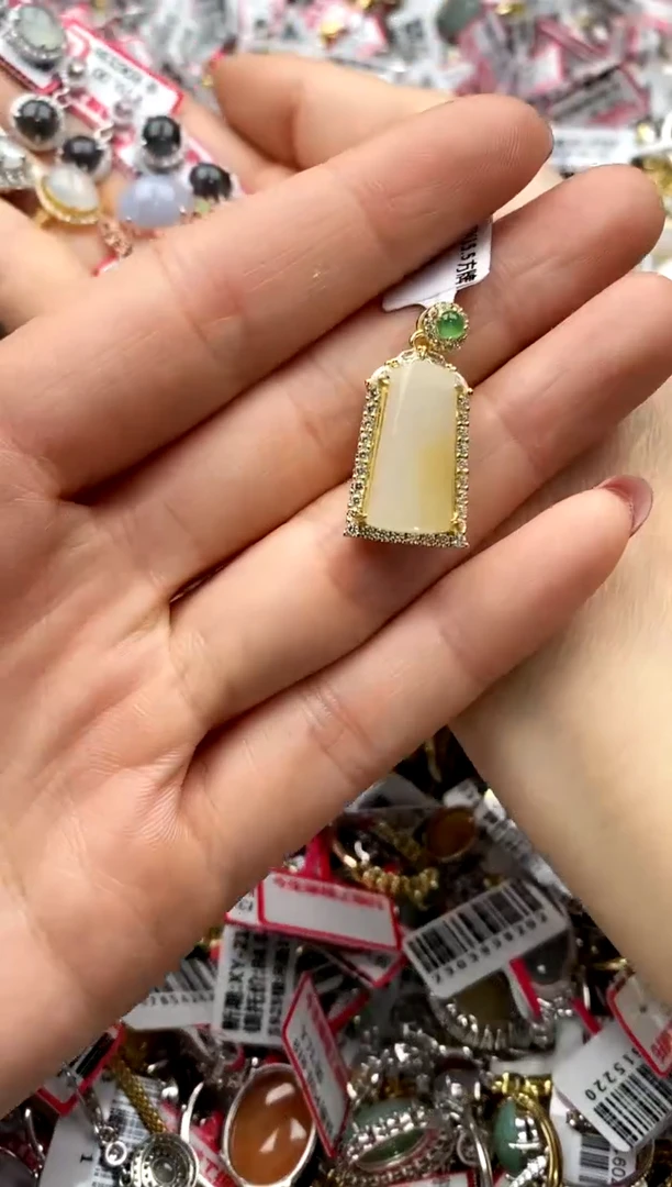 【闪购商品】翡翠戒指银S925镶嵌3333333     2