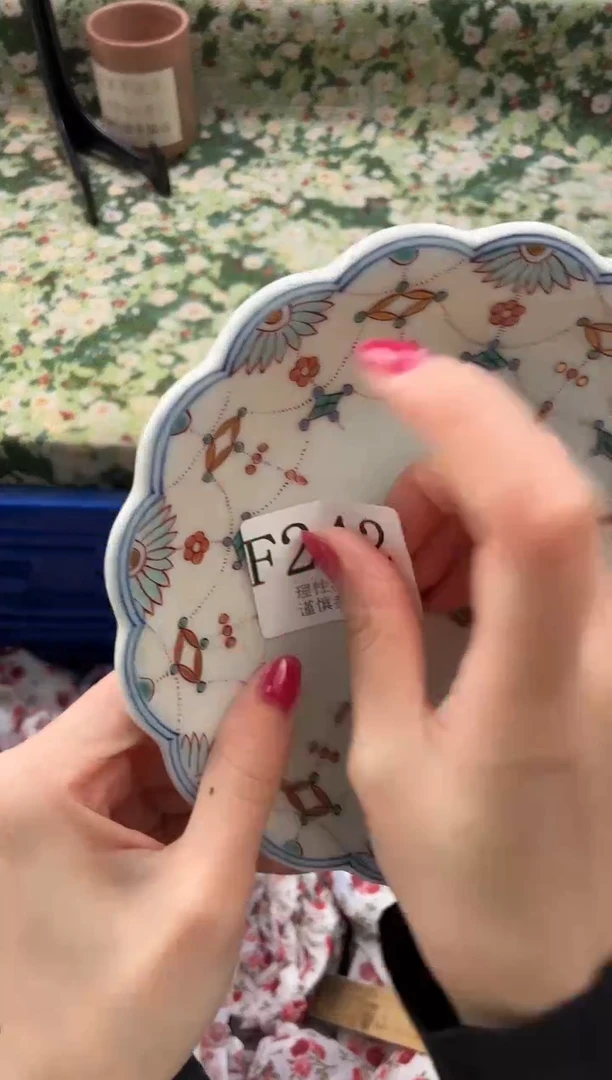 瓷片耶*卡       F242