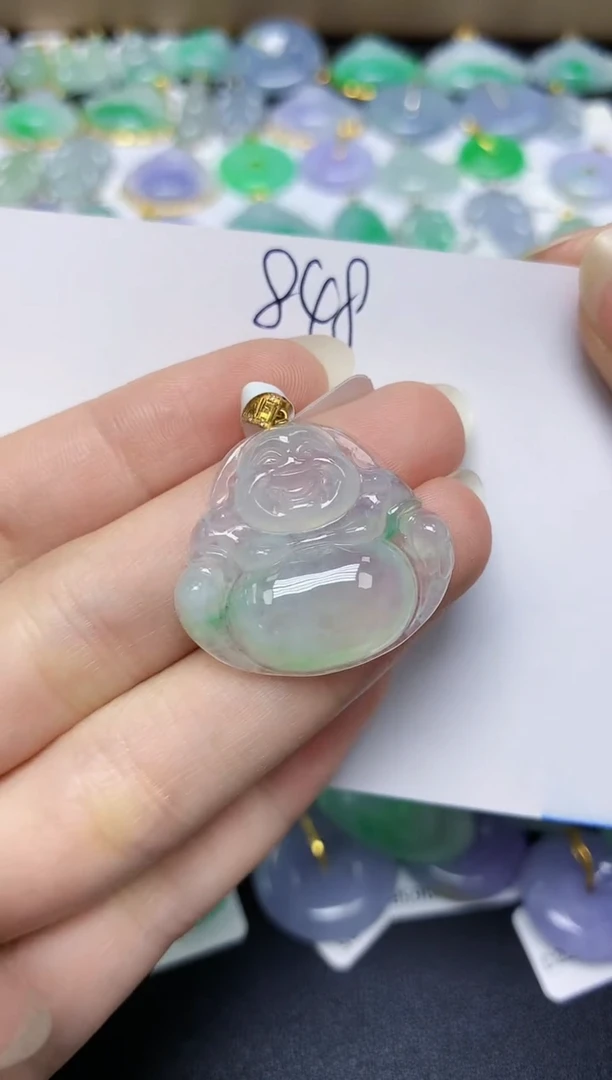 翡翠18K金镶嵌颈饰天然缅甸翡翠A货