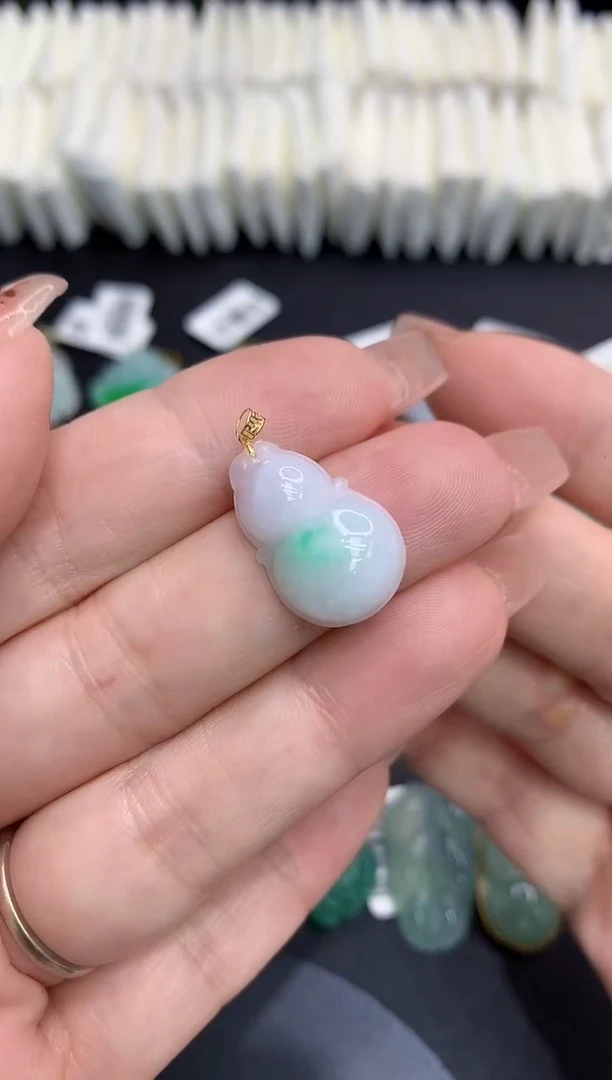 吊坠(不含链)18K金镶嵌翡翠111111111111