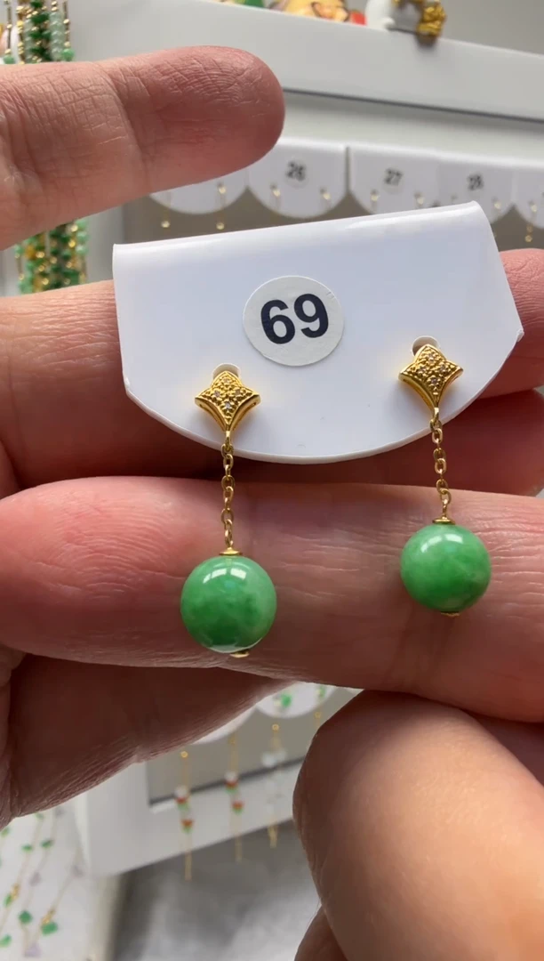 18K金镶嵌翡翠耳饰缅甸天然翡翠a货