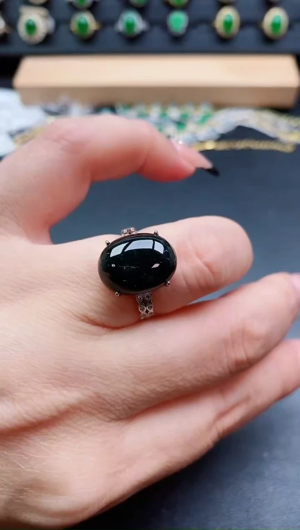 银S925镶嵌戒指翡翠1