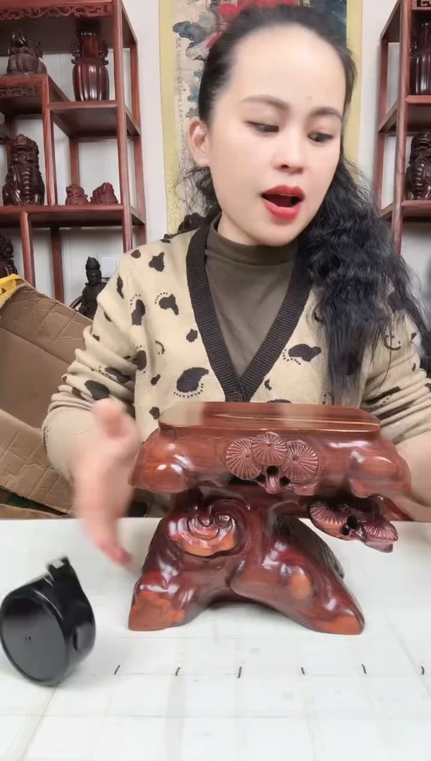 木郑**斗臻宝工艺随行底座