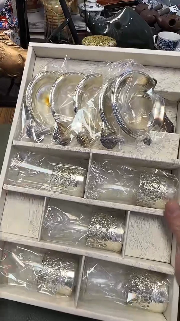 373··银饰上5套杯