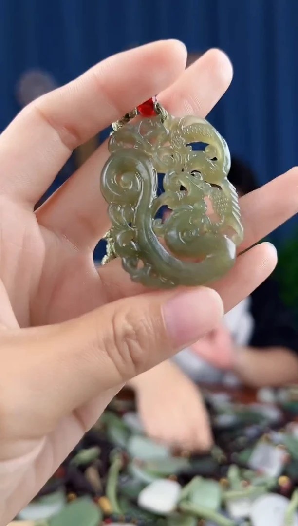 未镶嵌和田玉挂件拍一发一，