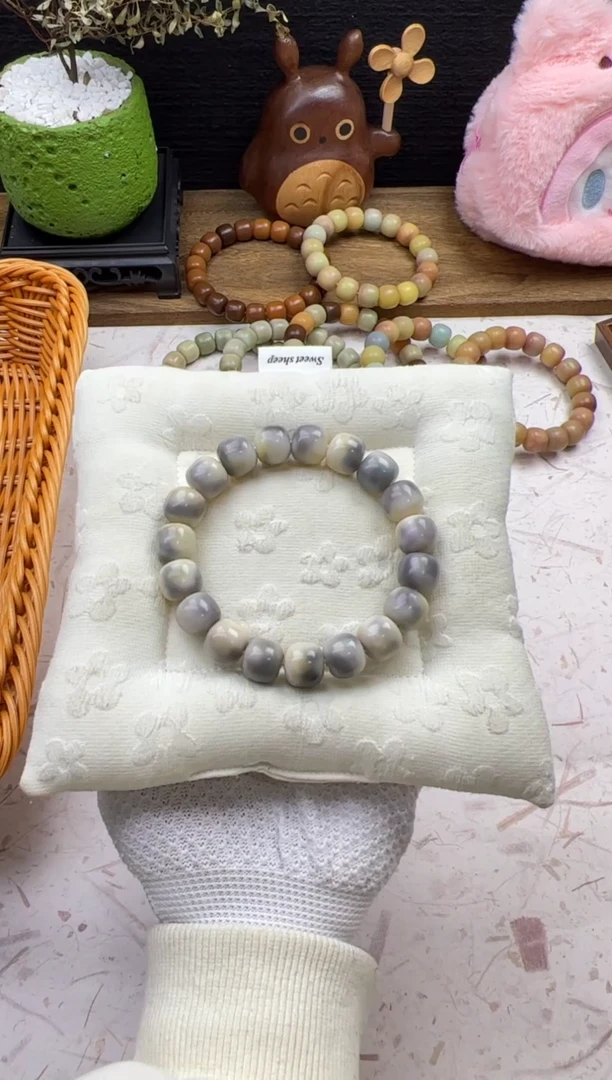 手串菩提根/象牙果卡13桶珠小麻薯