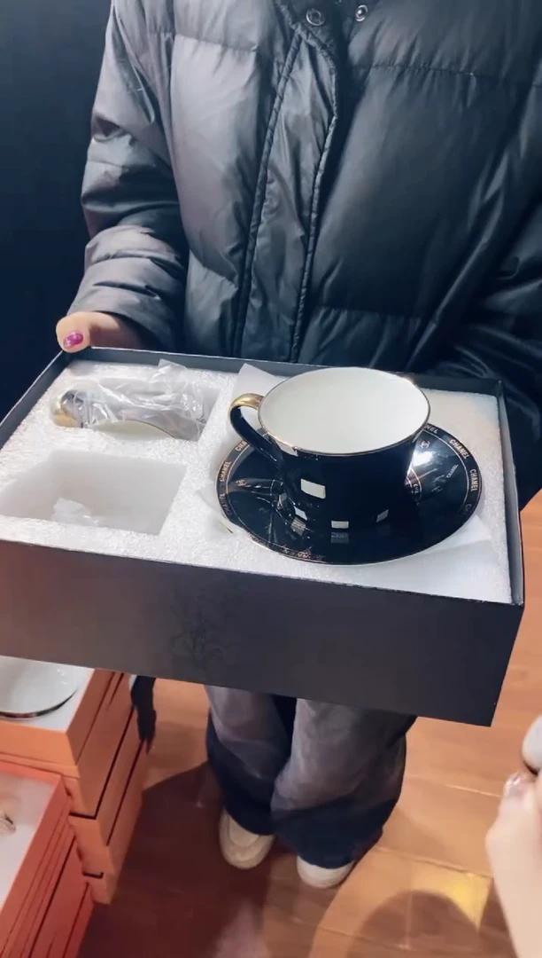 【闪购商品】杯鸿辉家品牌瓷器，京东包邮！