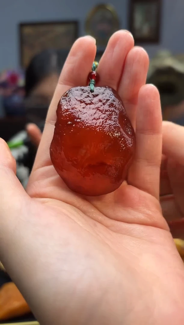 琥珀颈饰未镶嵌吊坠