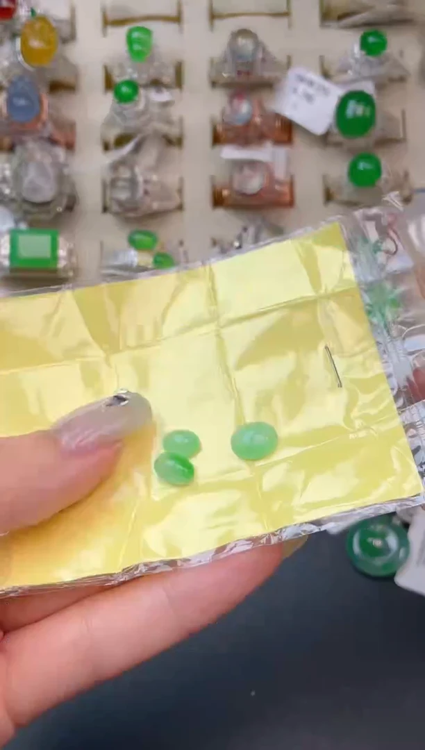 未镶嵌定制翡翠天然翡翠蛋面