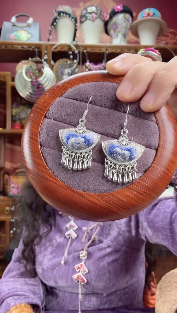 刺绣耳环129甜甜家1