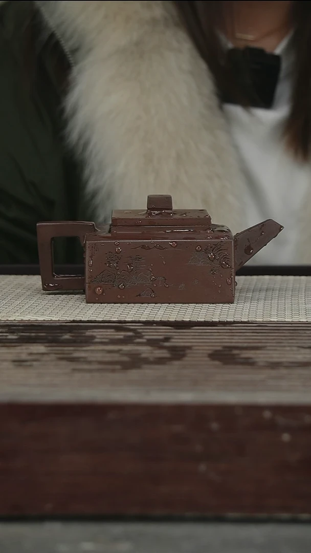 茶壶紫砂60号300CC