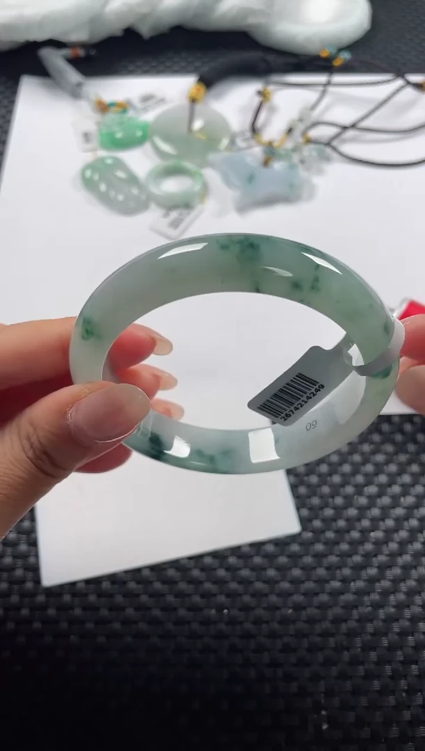 未镶嵌手镯翡翠基地发货H 8223 60+