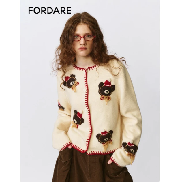 【LOCAT】fordare  立体小熊红色包边毛织开衫  2530M41561