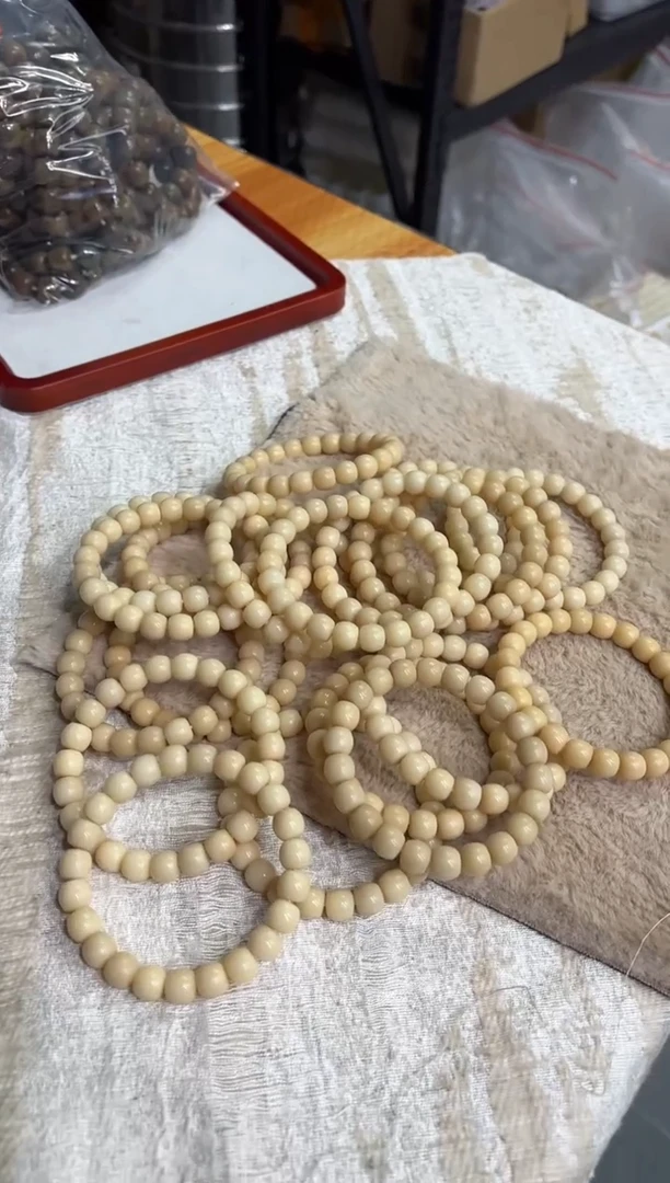 【闪购商品】菩提根/象牙果手串1.1干磨不挑（222）