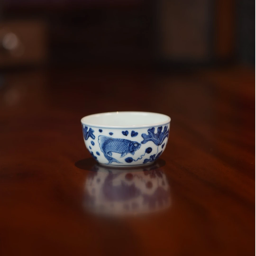 【文堇堂】青花系列 景德镇手工手绘 鱼藻纹 主人杯 767