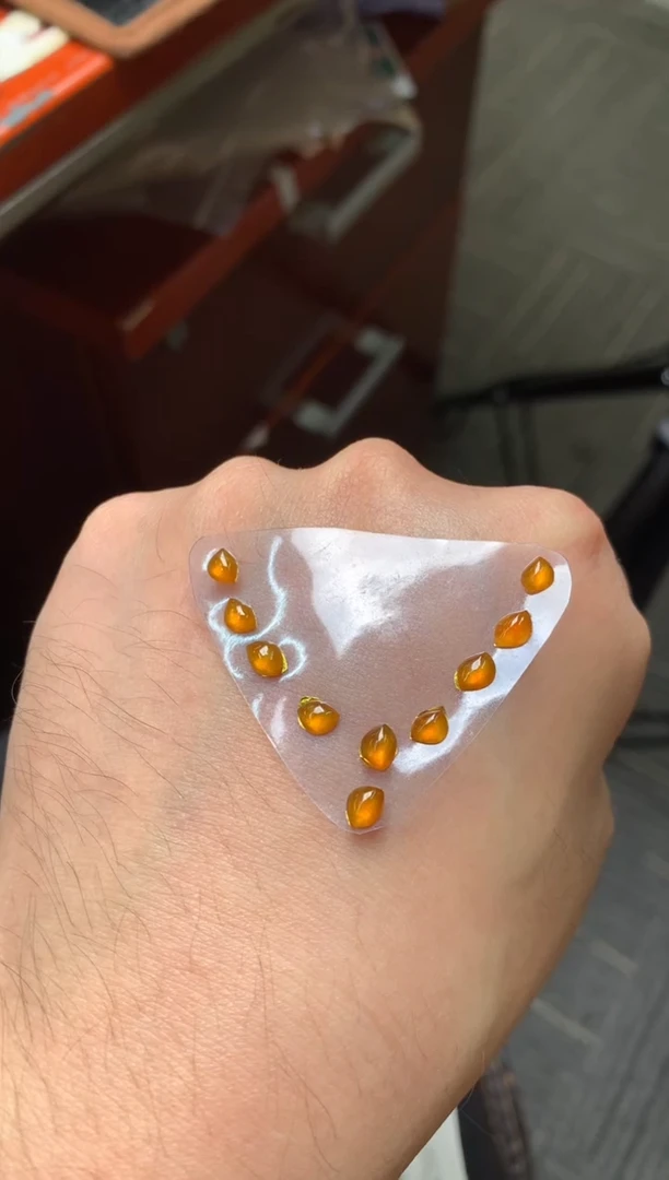 未镶嵌定制翡翠裸玉