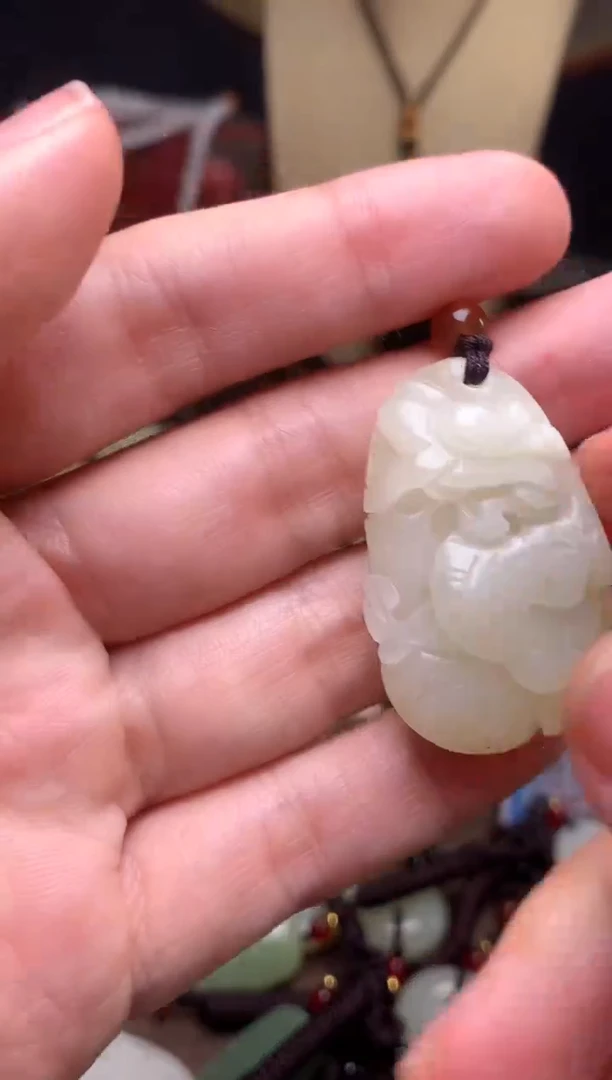 颈饰未镶嵌和田玉新疆料青海料清水和田玉吊坠